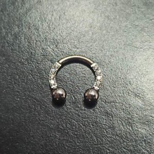 Σκουλαρίκι septum με strass ανοξείδωτο ατσάλι 8mm