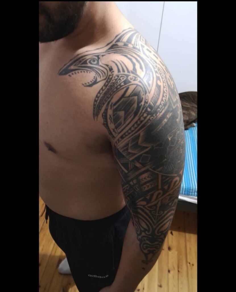 Maori polynesian cover up