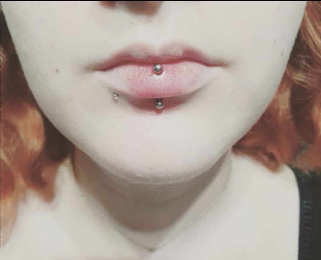 Vertical Labret