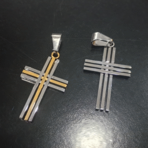 Μενταγιόν σταυρός