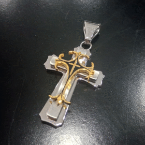 Μενταγιόν διπλός σταυρός gothic silver/gold